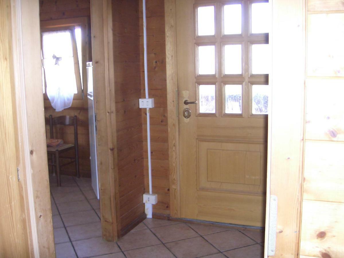 Chalet L Oasi Di Ambra 8 Posti Letto Con Uso Piscina Ardea Εξωτερικό φωτογραφία