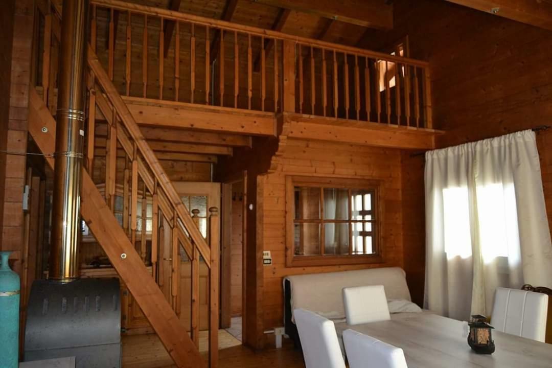 Chalet L Oasi Di Ambra 8 Posti Letto Con Uso Piscina Ardea Εξωτερικό φωτογραφία
