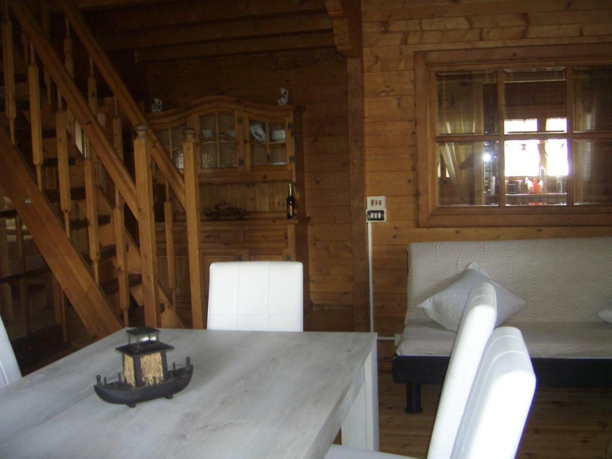 Chalet L Oasi Di Ambra 8 Posti Letto Con Uso Piscina Ardea Εξωτερικό φωτογραφία